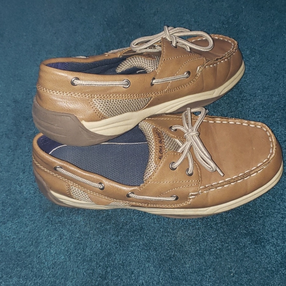 Sold-Gently worn Boat shoes
